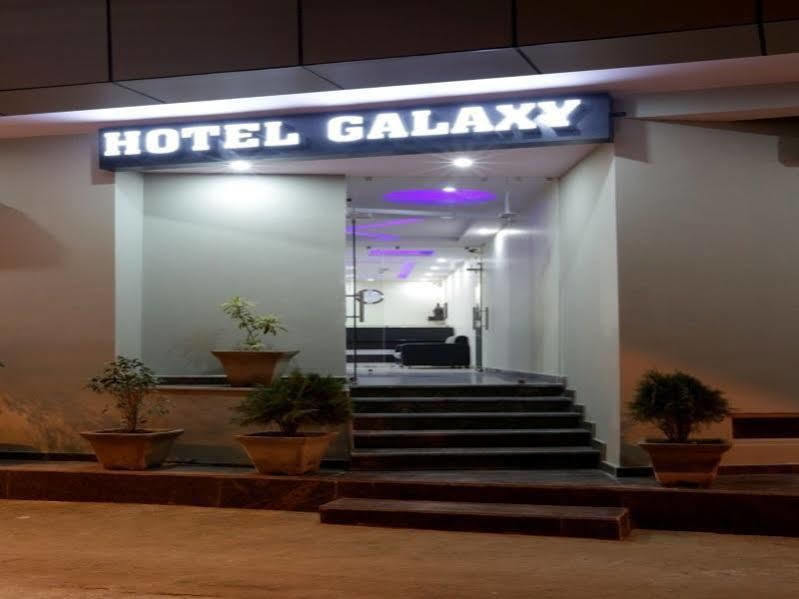 Hotel O Mahipalpur Inn New Delhi Exterior foto