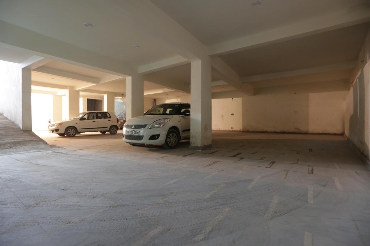 Hotel O Mahipalpur Inn New Delhi Exterior foto