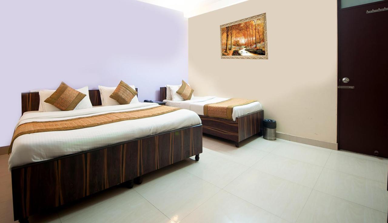 Hotel O Mahipalpur Inn New Delhi Exterior foto